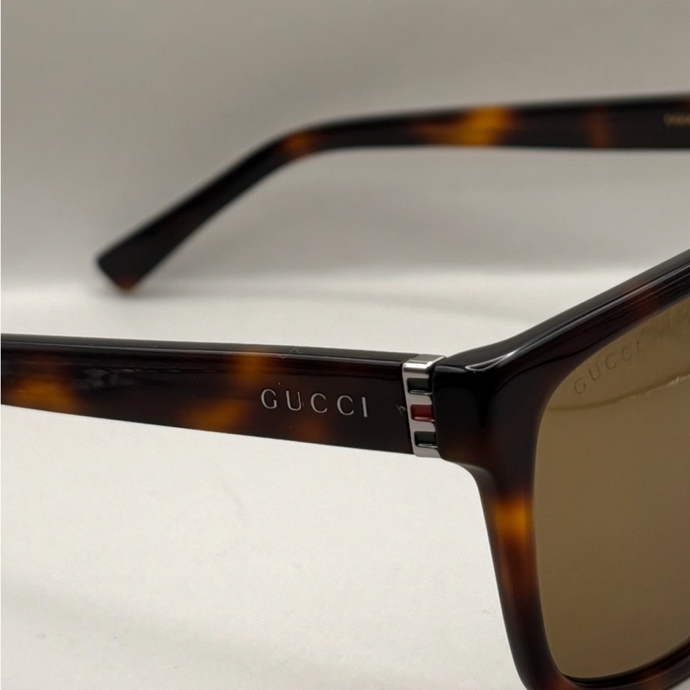 Gucci Brown Tortoise Sunglasses - Picture 9 of 10